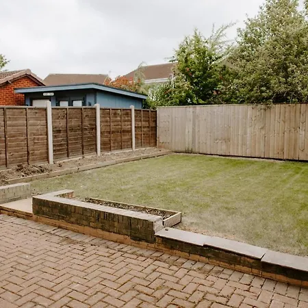 Badger Lane - 3 Bedroom House, Parking And Garden! Tatil Evi Thornaby on Tees
